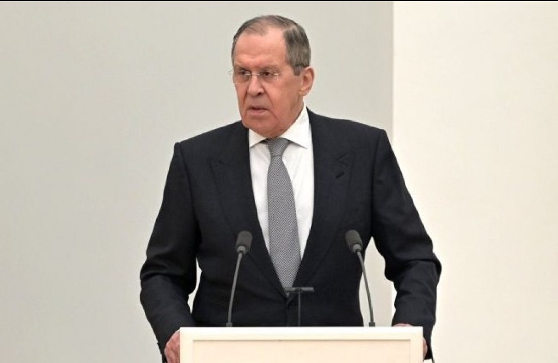 Sergei Lawrow versichert, dass Russland immer noch auf der Suche nach „Frieden“ sei