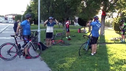 Şehit Halisdemir'in kabrine ulaşmak için 220 kilometre pedal çevirecekler