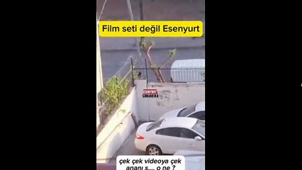 Film seti değil Esenyurt! Sokak ortasında silahla tüfekle çatıştılar!