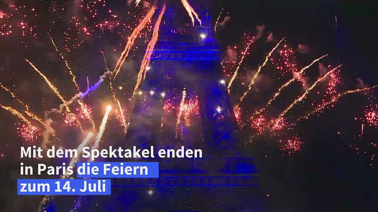 Prächtiges Feuerwerk in Paris zum französischen Nationalfeiertag