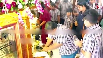 സാന്ത്വനം സ്പെഷ്യൽ സ്കൂൾ കുട്ടികൾ പൗലോസ് ദ്വിതീയൻ ബാവായുടെ കബറിടത്തിൽ