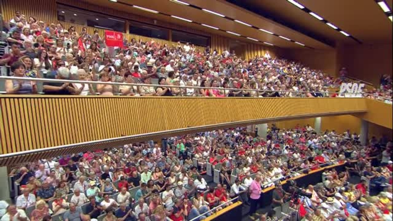 Sánchez defiende los pactos para "sacar adelante derechos" y acusa al PP de pactar con Vox para "recortar libertades"