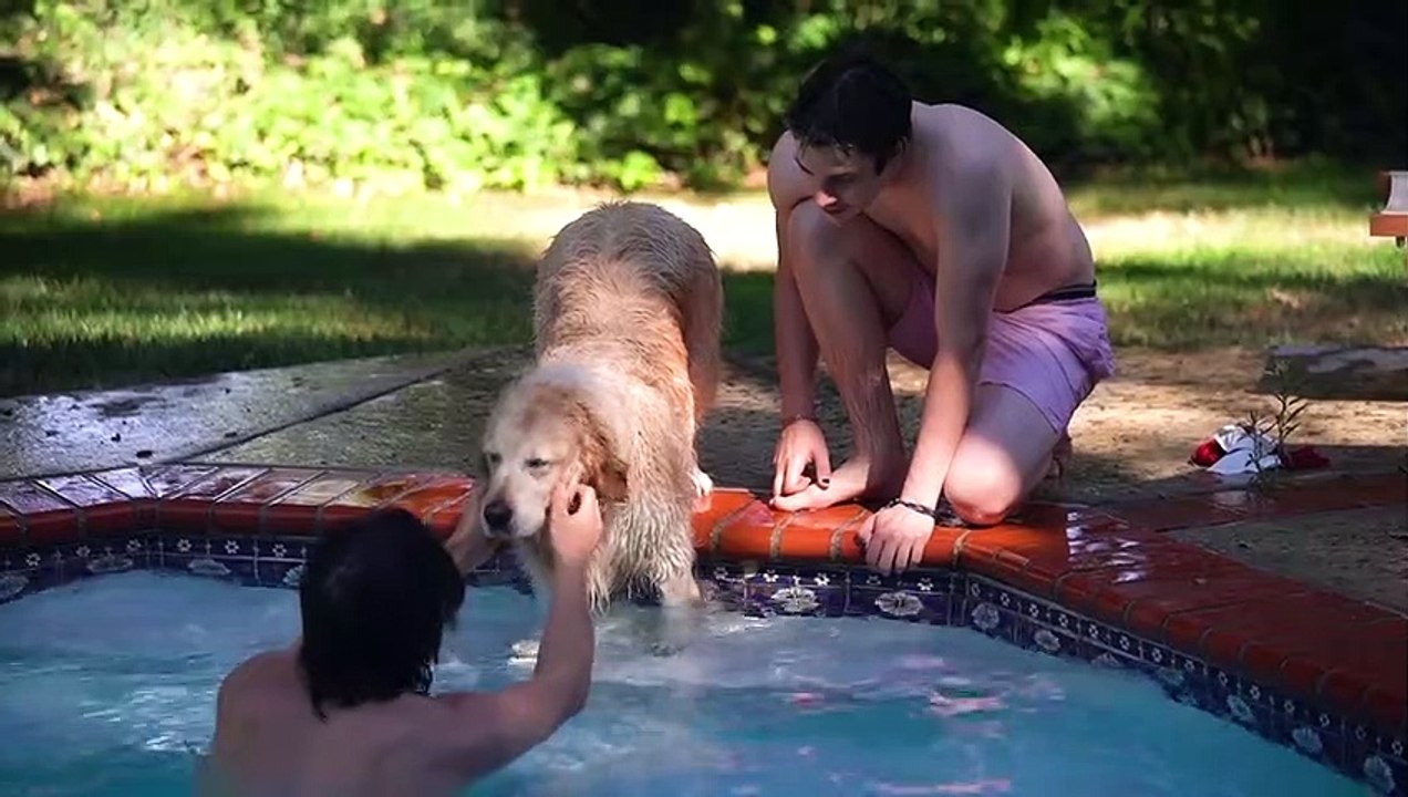 Would Chica Save Us From Drowning? (255)