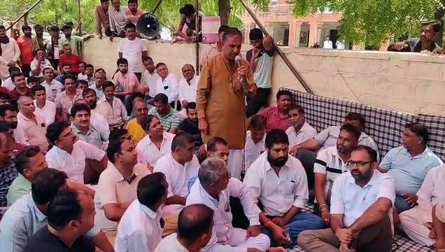 Video: दूसरे दिन कुछ दुकानें खुली, अधिकांश बाजार बंद