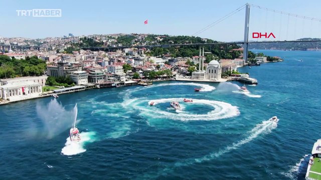 Kıyı Emniyeti'nden İstanbul Boğazı'nda saygı seyri