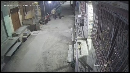 बाइक चोरी की वारदात सीसीटीवी में कैद