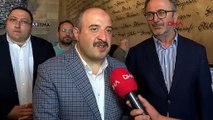 AK Parti Milletvekili Mustafa Varank, 15 Temmuz Şehitler Anıtı'nı ziyaret etti