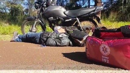 "Eu sou o criador!" Motociclista é encontrado caído na BR-467, com bíblia sobre o rosto
