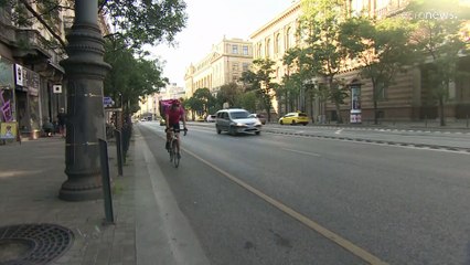 Rekordösszegre büntették a Lírát egy befóliázatlan könyv miatt