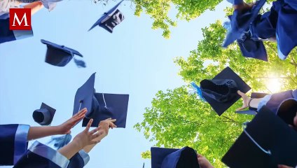 Скачать видео: Niño de 9 años muere aplastado por árbol en su festejo de graduación