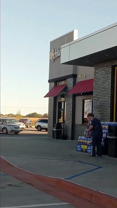 Hardee's Kentucky 2022