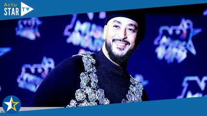 Slimane poste une photo à la plage, un détail chagrine les internautes