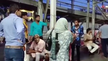 Video : प्रॉपर्टी के लालच में पिता के साथ बेटों का हाई वोल्टेज ड्रामा, देखें वीडियो