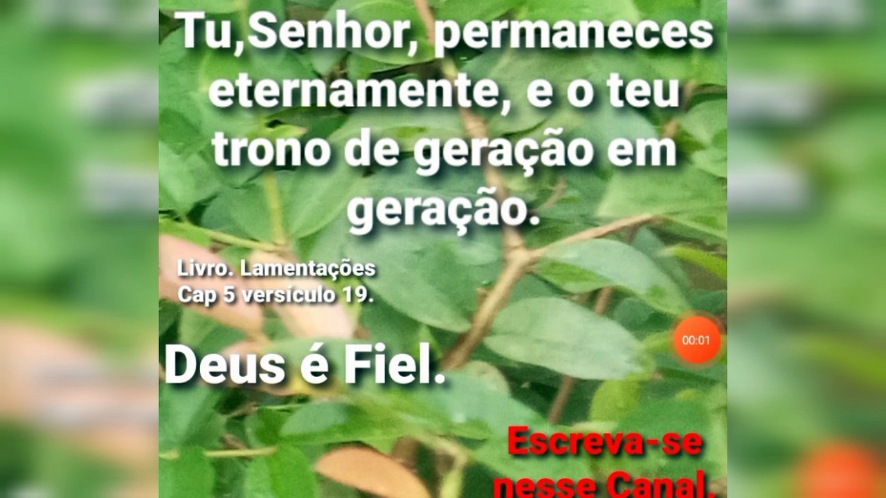 Deus permanece eternamente.