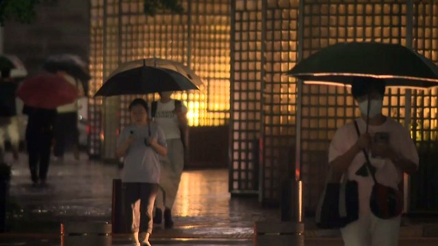 나흘 새 장마철 2배 호우...충청 이남 또 300mm 호우 비상 / YTN