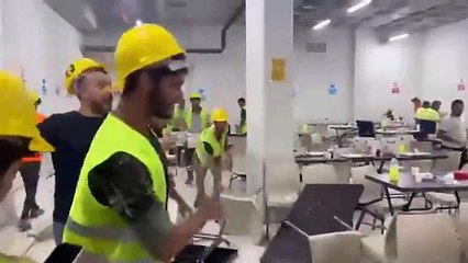 Rixos Otel'in inşaatında çalışan işçiler isyan etti