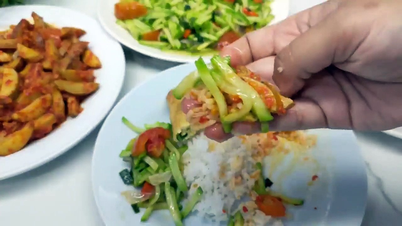 RESEP SAMBAL GORENG JENGKOL, TUMIS LABU SIAM, MARTABAK TAHU