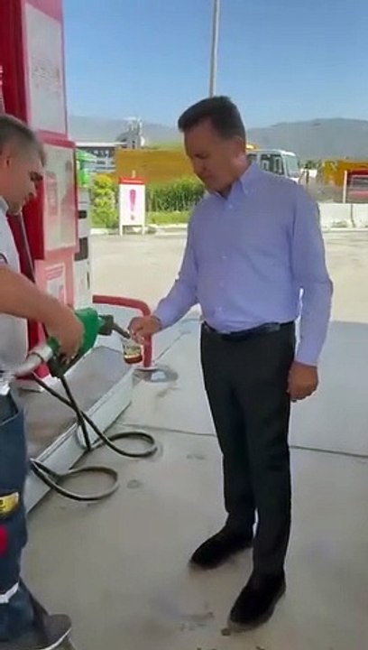 Mustafa Sarıgül bir bardak benzin aldı ve sordu: Teker nasıl dönecek?