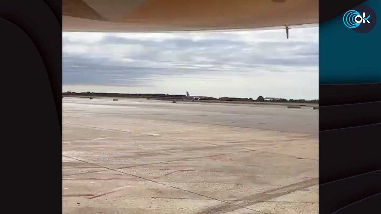 Evacuado un avión de Vueling en Barcelona tras colarse un pájaro en un motor