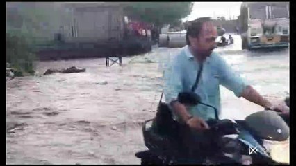 महापौर के एक माह पहले आदेश के बावजूद नाले से कचरे के ढेर नहीं उठाए