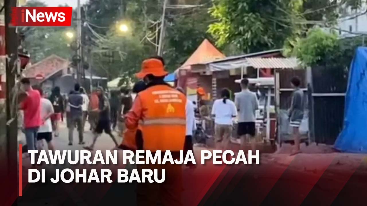 Ngeri! 2 Kelompok Remaja Tawuran di Depan Pos Polisi Johar Baru