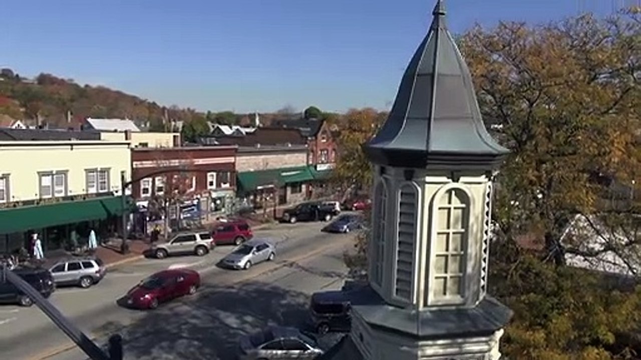 Le Chalet de notre amour Bande-annonce (EN)