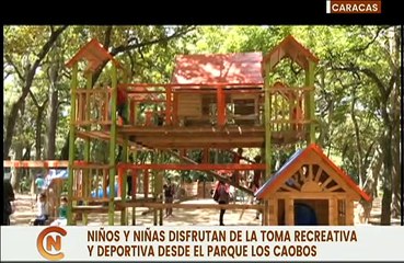 En el Parque Los Caobos se evidencia la alegría que emiten las familias celebrando el Día del Niño