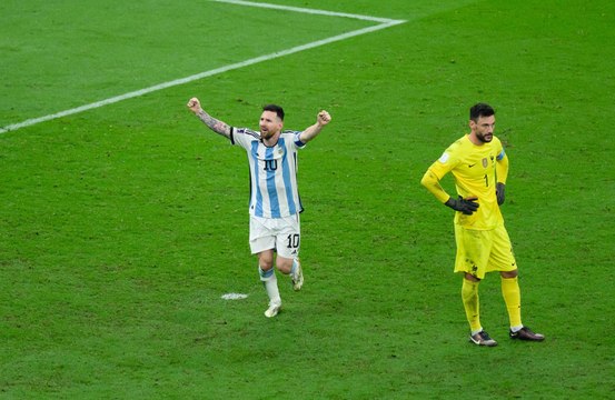 Lionel Messi signs for David Beckham's club Inter Miami