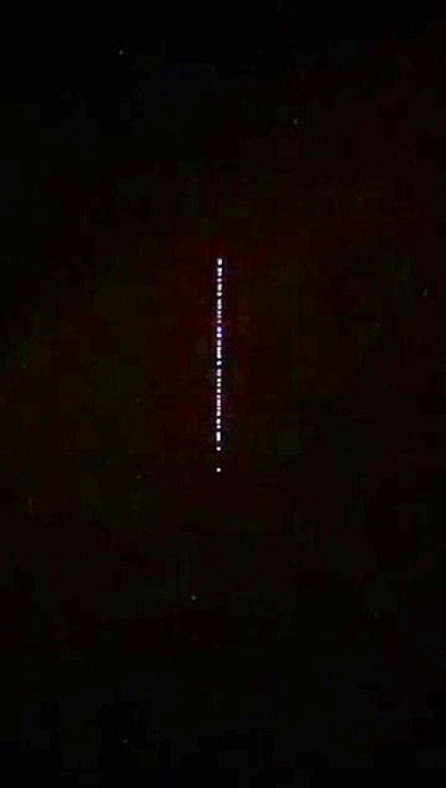 Le passage des satellites Starlink est apparu dans le ciel d'Isparta