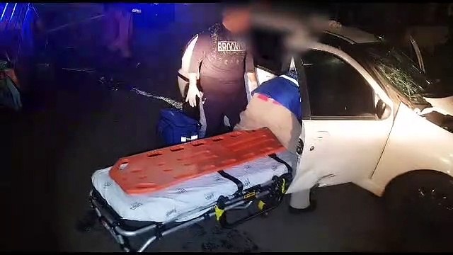 Dois acidentes envolvendo o mesmo veículo são registrados na sequência no Universitário