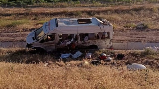 Nevşehir'de tarım işçilerini taşıyan minibüs devrildi