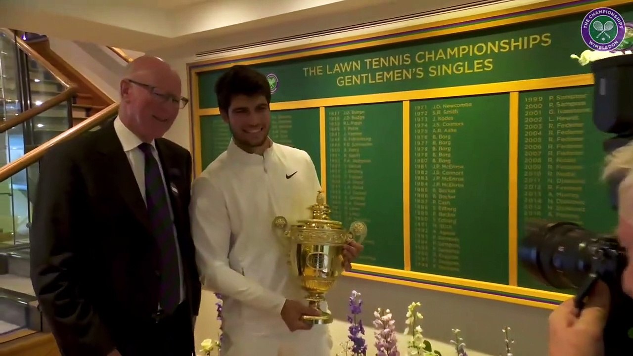 Carlos Alcaraz's Clubhouse Walk as Wimbledon Champion