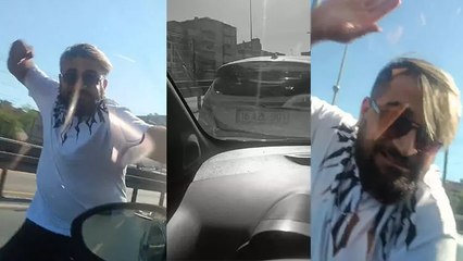 Trafikte öfkeden çılgına döndü! Hamile kadının bulunduğu otomobili yumrukladı