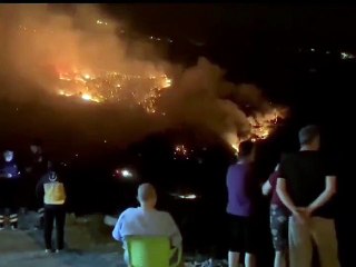 Hatay'daki orman yangını hala söndürülemedi