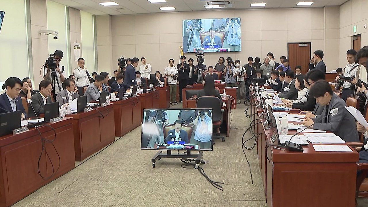 '영아 살해 처벌 강화' 형법 개정안, 국회 법사위 통과 / YTN