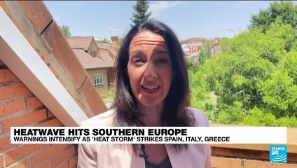 People and pets seek shade and cool as Spain sizzles under heat wave