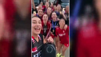 Partage de la bombe post-championnat d'Ebrar Karakurt, qui a été critiqué pour sa préférence sexuelle en Turquie