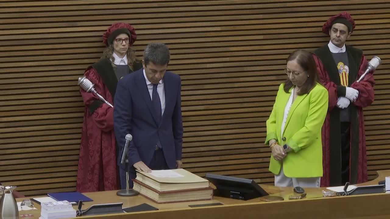 Mazón toma posesión como 'president': "Lo mejor está por llegar"