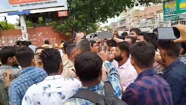 जोधपुर में गैंगरेप को लेकर कैंपस से कलक्ट्रेट तक फूटा गुस्सा