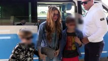 Shakira abandona Barcelona con una gran sonrisa junto a sus hijos