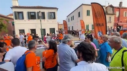 A Malamocco la tavolata da guinness: oltre 22mila cozze gratinate