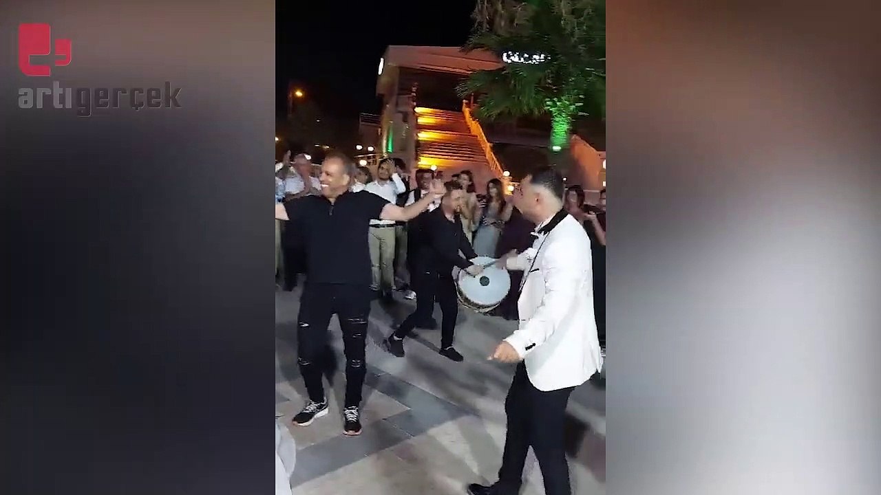 Haluk Levent depremzede bir çiftin düğününe katıldı: 6 aydır ilk kez eğlendik Hatay’da