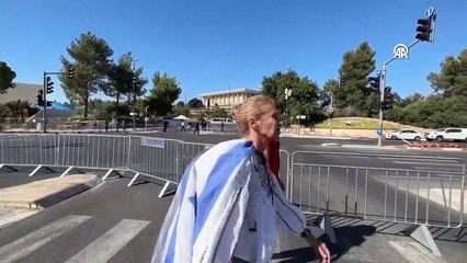 Le Premier ministre israélien Benjamin Netanyahu, sorti de l'hôpital, fait face à la plus grande crise de factures du pays