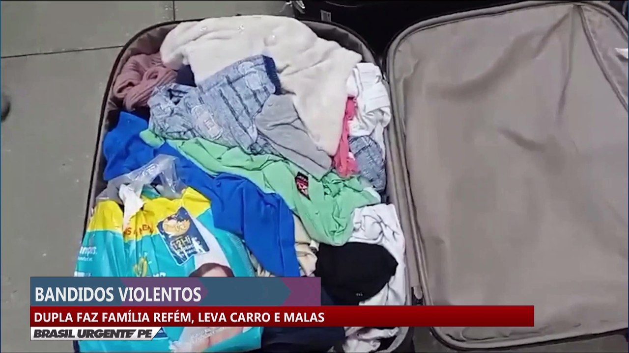 Dupla de assaltantes faz família refém, leva carro e malas