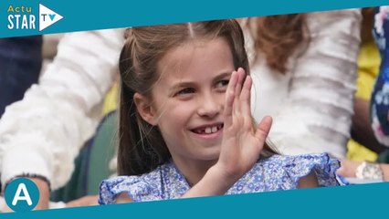 Charlotte de Galles : Lunettes de star sur le nez et robe prémonitoire, la fille de Kate et William