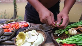Cooking Venomous Snake Egg Recipe - Cooking Snake Meat Soup in Pan Fry eating so delicious