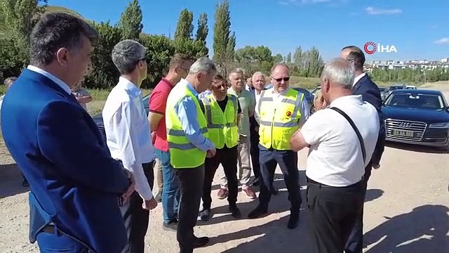 Président Bilgin： Nous nous soucions de nos travaux routiers alternatifs