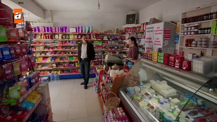 156. Huerfanas (Kirgin Cicekler), en español