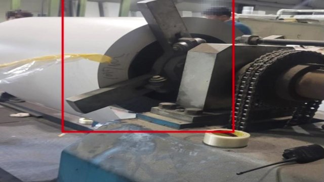 아산 패널 제조 공장서 노동자 숨져...중대재해법 위반 조사 / YTN