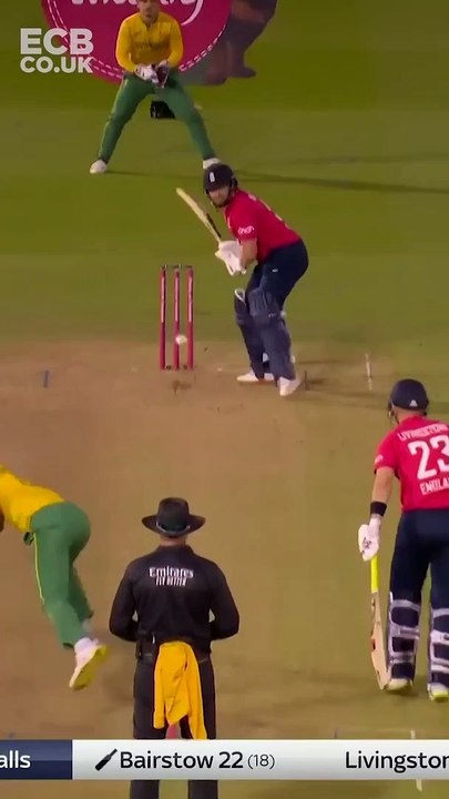 Oh Jonny ❤️ _ Bairstow Does The _Natmeg_! #shorts #englandcricket
